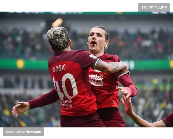 上海海港定位球防守漏洞明显 迈达纳头球破门暴露防空短板